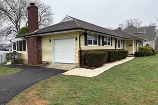 1 Gary Dr, Middletown, NJ 07748 - Photo 3