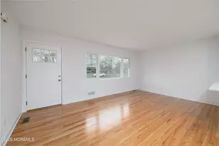 1 Gary Dr, Middletown, NJ 07748 - Photo 7