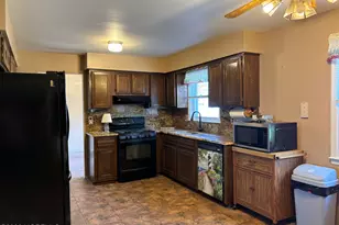 7 Melody Ct, Yardville, NJ 08620 - Photo 11