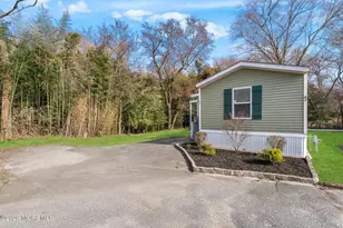 1820 State Route 35, Wall Township, NJ 07719 - Photo 15