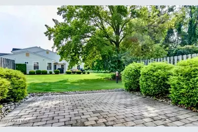 35 Breakwater Square, Freehold, NJ 07728 - Photo 15