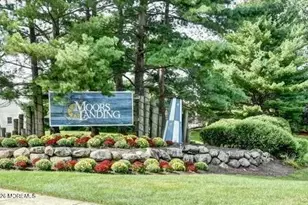 35 Breakwater Square, Freehold, NJ 07728 - Photo 19