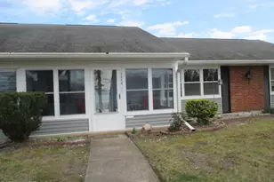 396B Chesterfield Ct, Lakewood, NJ 08701 - Photo 1