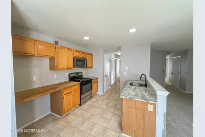 1212 Plymouth Road, North Brunswick Township, NJ 08902 - Photo 11