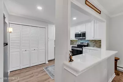 8 Manchester Court, Red Bank, NJ 07701 - Photo 11