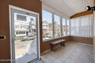 28 Willow Street, Bayonne, NJ 07002 - Photo 3