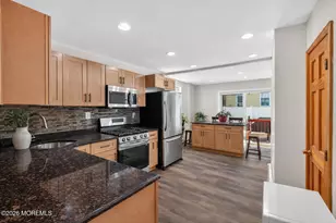 28 Willow St, Bayonne, NJ 07002 - Photo 15