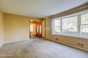 18 Warne Rd, Matawan, NJ 07747 - Photo 7