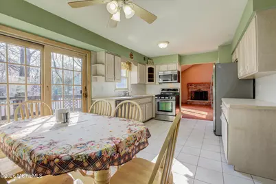 18 Warne Road, Matawan, NJ 07747 - Photo 11
