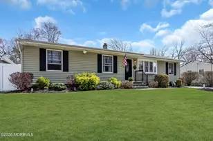 7 Chestnut Dr, Jackson, NJ 08527 - Photo 3