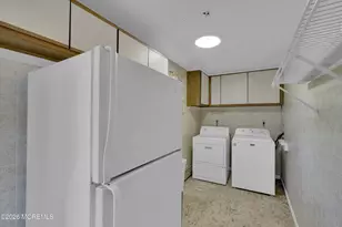 543 N Riverside Dr, Neptune Township, NJ 07753 - Photo 31