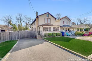 543 N Riverside Dr, Neptune Township, NJ 07753 - Photo 3