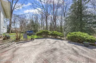 29 Millay Rd, Morganville, NJ 07751 - Photo 25