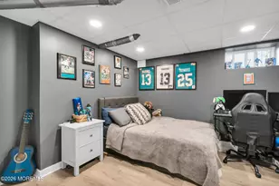 49 7th St, Belford, NJ 07718 - Photo 27