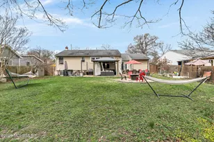 49 7th St, Belford, NJ 07718 - Photo 43