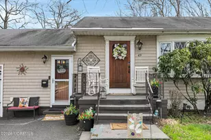 49 7th St, Belford, NJ 07718 - Photo 3