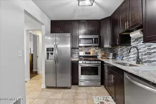 402 Daisy Ct, Jackson, NJ 08527 - Photo 17