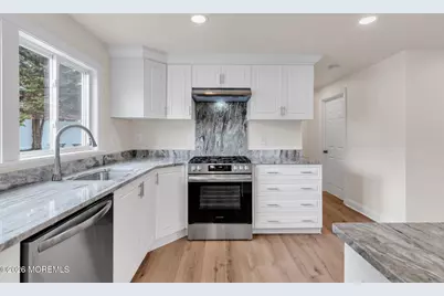 37 Swartzel Drive, Middletown, NJ 07748 - Photo 13