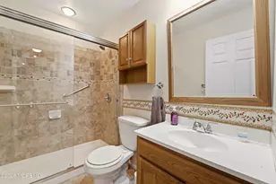 110 Henley Ct, Freehold, NJ 07728 - Photo 25