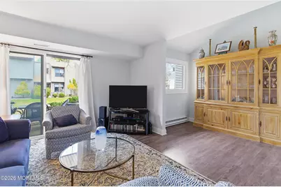 98C Berkshire Court, Red Bank, NJ 07701 - Photo 3