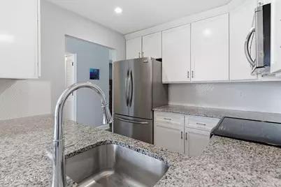 98C Berkshire Court, Red Bank, NJ 07701 - Photo 7