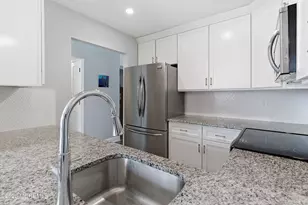 98C Berkshire Ct, Red Bank, NJ 07701 - Photo 7