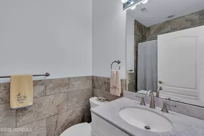 8 April Springs Court, Lakewood, NJ 08701 - Photo 19