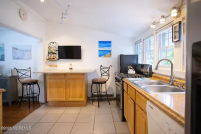 201 Hamilton Avenue, Neptune Township, NJ 07753 - Photo 7