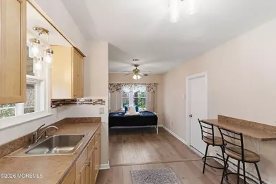 8 Hummingbird Lane, Whiting, NJ 08759 - Photo 5