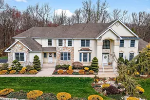 13 Palmer Cir, Millstone Township, NJ 08535 - Photo 5