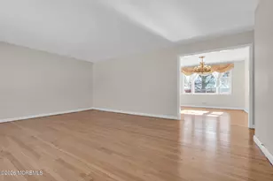 7 Klein St, Oakhurst, NJ 07755 - Photo 5