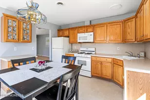 39 Coral Bell Holw Hollow, Toms River Township, NJ 08755 - Photo 7