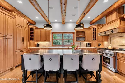 726 Kings Highway E, Atlantic Highlands, NJ 07716 - Photo 13