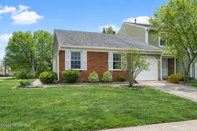 89 Oak Lane, Eatontown, NJ 07724 - Photo 1