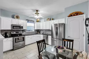 9 Evergreen Springs Dr, Lakewood, NJ 08701 - Photo 15