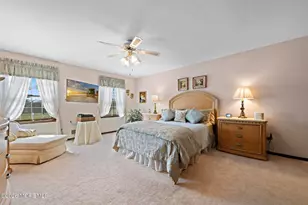 400 Randolph Rd, Freehold, NJ 07728 - Photo 35