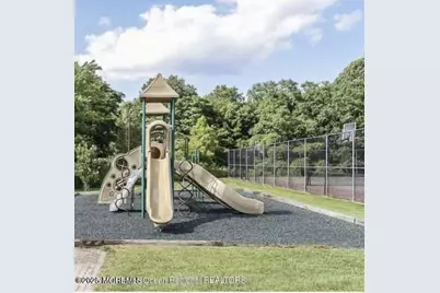 85 Mira Vista Court, Holmdel, NJ 07733 - Photo 31