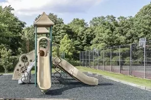 85 Mira Vista Ct, Holmdel, NJ 07733 - Photo 31