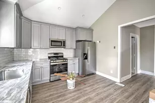 8 Dolan Ave, Sayreville, NJ 08859 - Photo 5