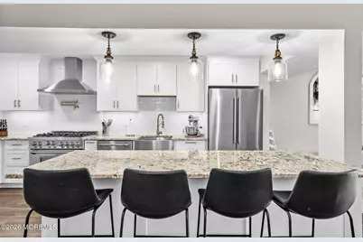 19 Rambling Meadow Court, Eatontown, NJ 07724 - Photo 5