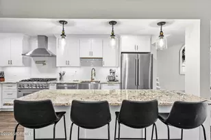 19 Rambling Meadow Ct, Eatontown, NJ 07724 - Photo 5