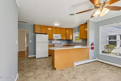 13 Barbados Drive S, Toms River Township, NJ 08757 - Photo 11