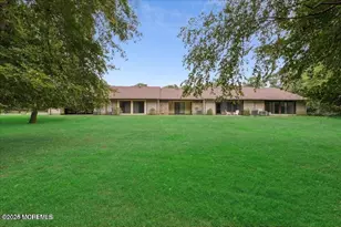 70 Overlook Way, Manalapan Township, NJ 07726 - Photo 19