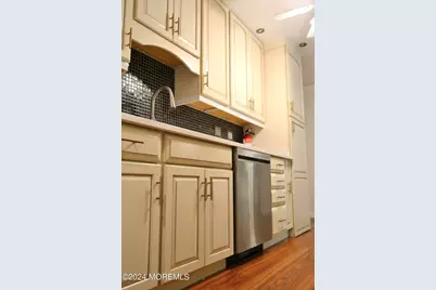 30 Meadow Green Circle #G, Manalapan Township, NJ 07726 - Photo 5