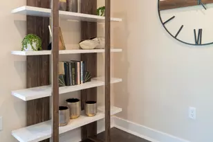 40 Primrose Ct, Manalapan Township, NJ 07726 - Photo 5