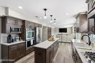 18 Carrie Dr, Howell Township, NJ 07731 - Photo 11