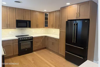 8A Canton Drive #8A, Whiting, NJ 08759 - Photo 3