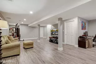 9 Chatsworth Rd, Manalapan Township, NJ 07726 - Photo 15