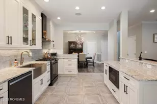 9 Chatsworth Rd, Manalapan Township, NJ 07726 - Photo 11