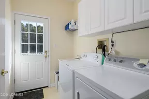 51 Outlook Ln, Freehold, NJ 07728 - Photo 27